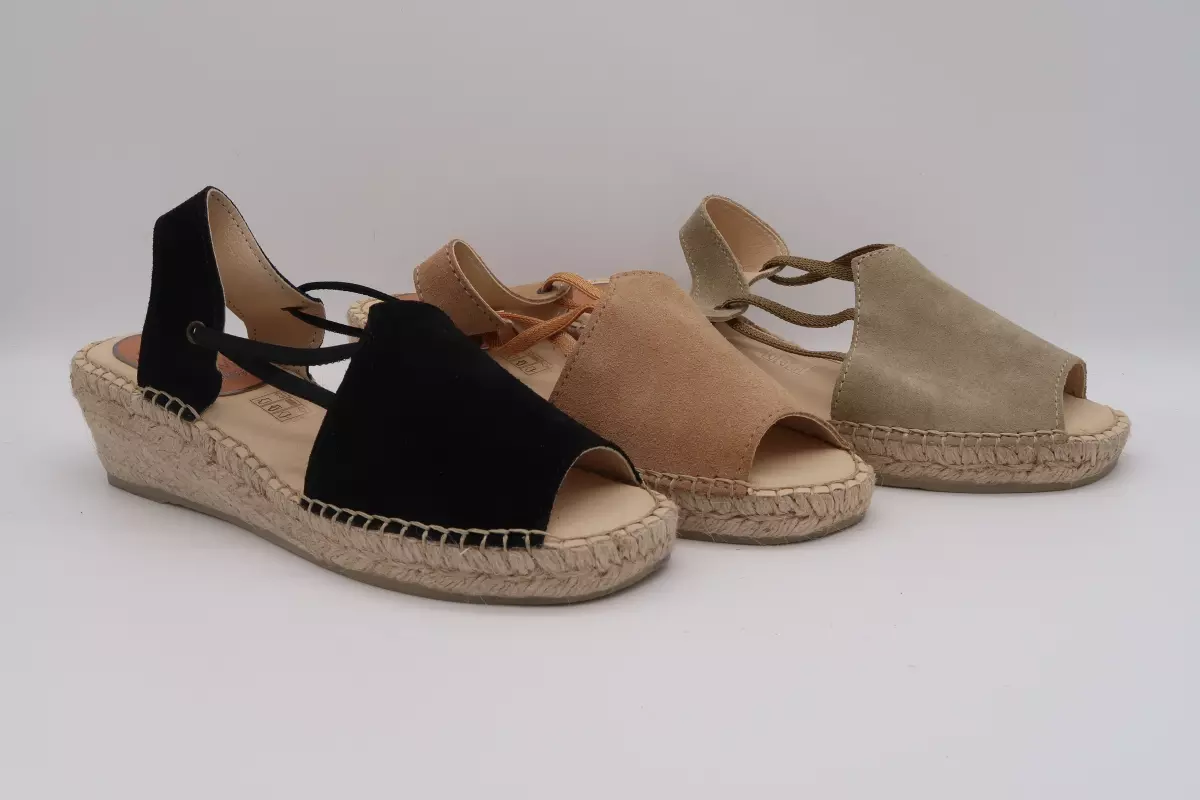 Alpargata abierta ante cuña media y gomas 51 negro verde kaki beige camel salvi