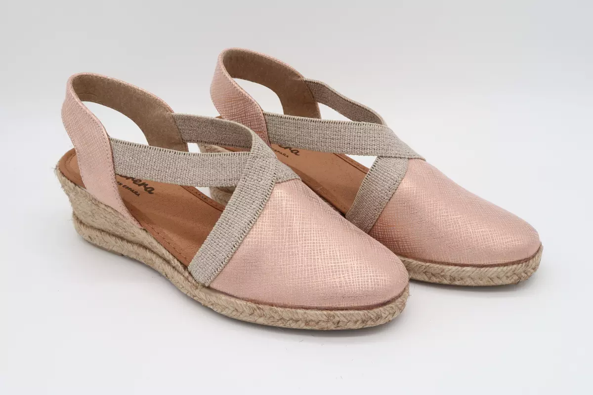 Alpargata cuña media con gomas metalizada en rosa | 34 