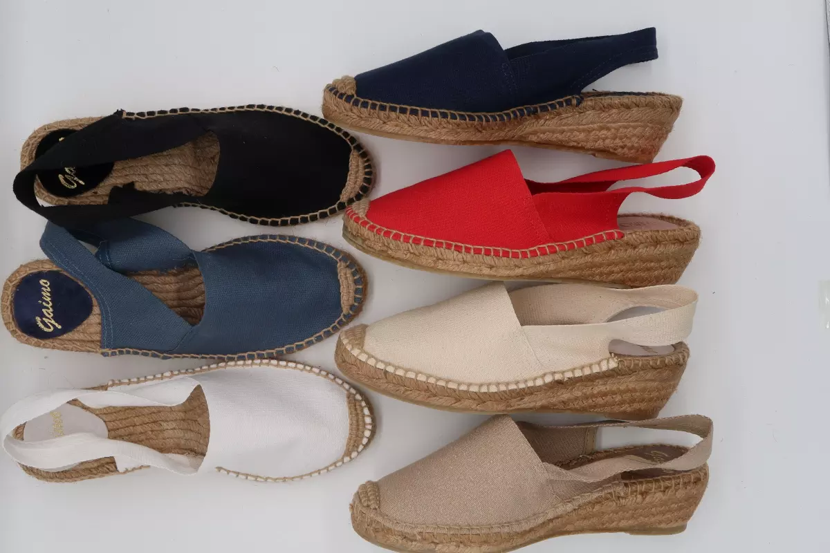 Alpargata de lona cuña media con tira al talón | 25 rojo blanco azul marino vaquero beige negro gaimo
