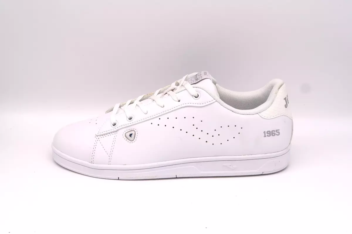 Zapatilla deportiva blanca de cordón. Oferta. 29 blanco joma