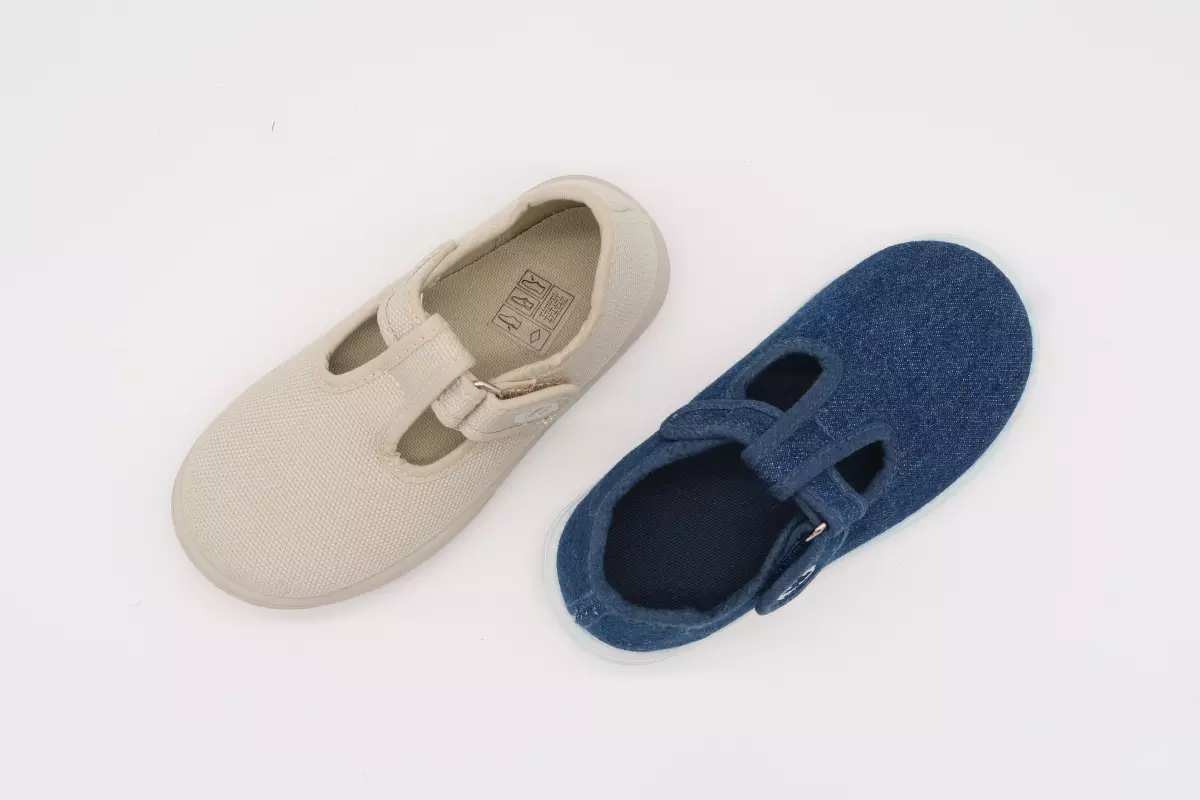 Calzado infantil puntera ancha y velcro | 20 azul vaquero beige vulladi
