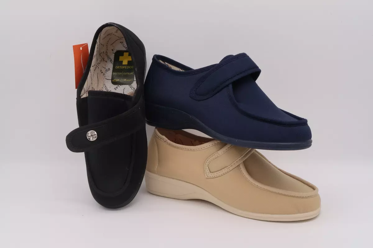 Zapatilla pies delicados con cuña y con velcro | 36 azul beige negro cutillas verano