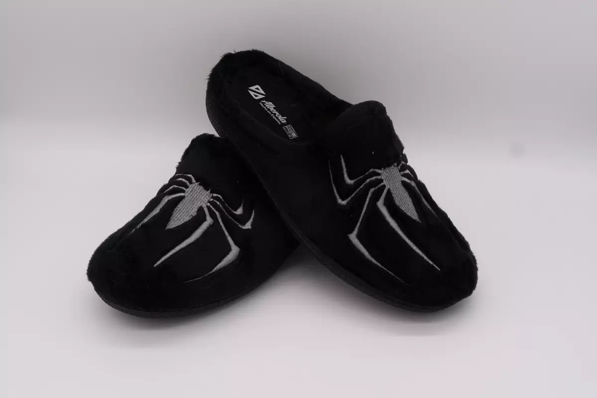 Zapatilla de casa destalonada dibujo araña | Según talla 24-28 