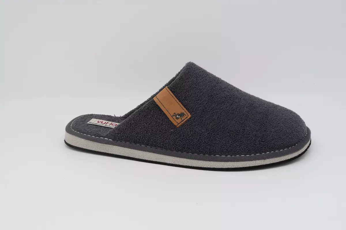 Zapatilla de casa  de felpa destalonada con suela ultraligera | 28 