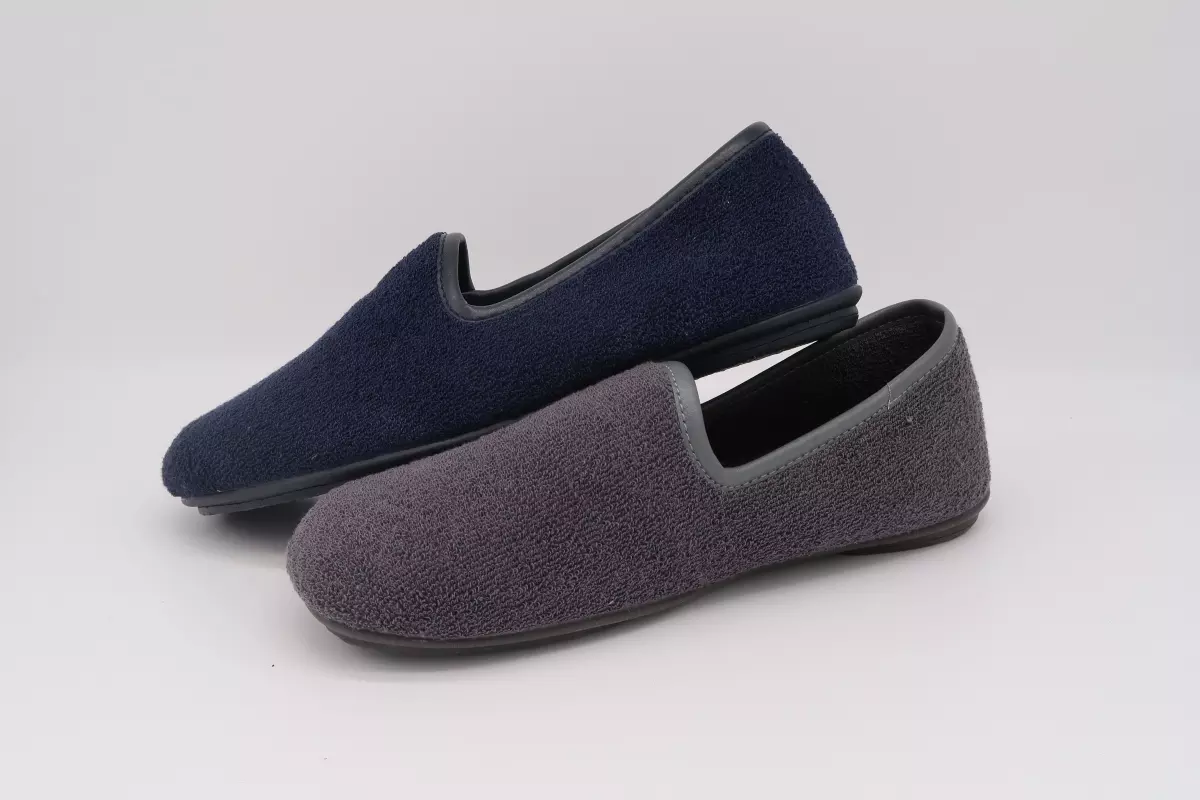 Zapatilla de casa de felpa cerrada | 28 gris azul marino vulladi verano