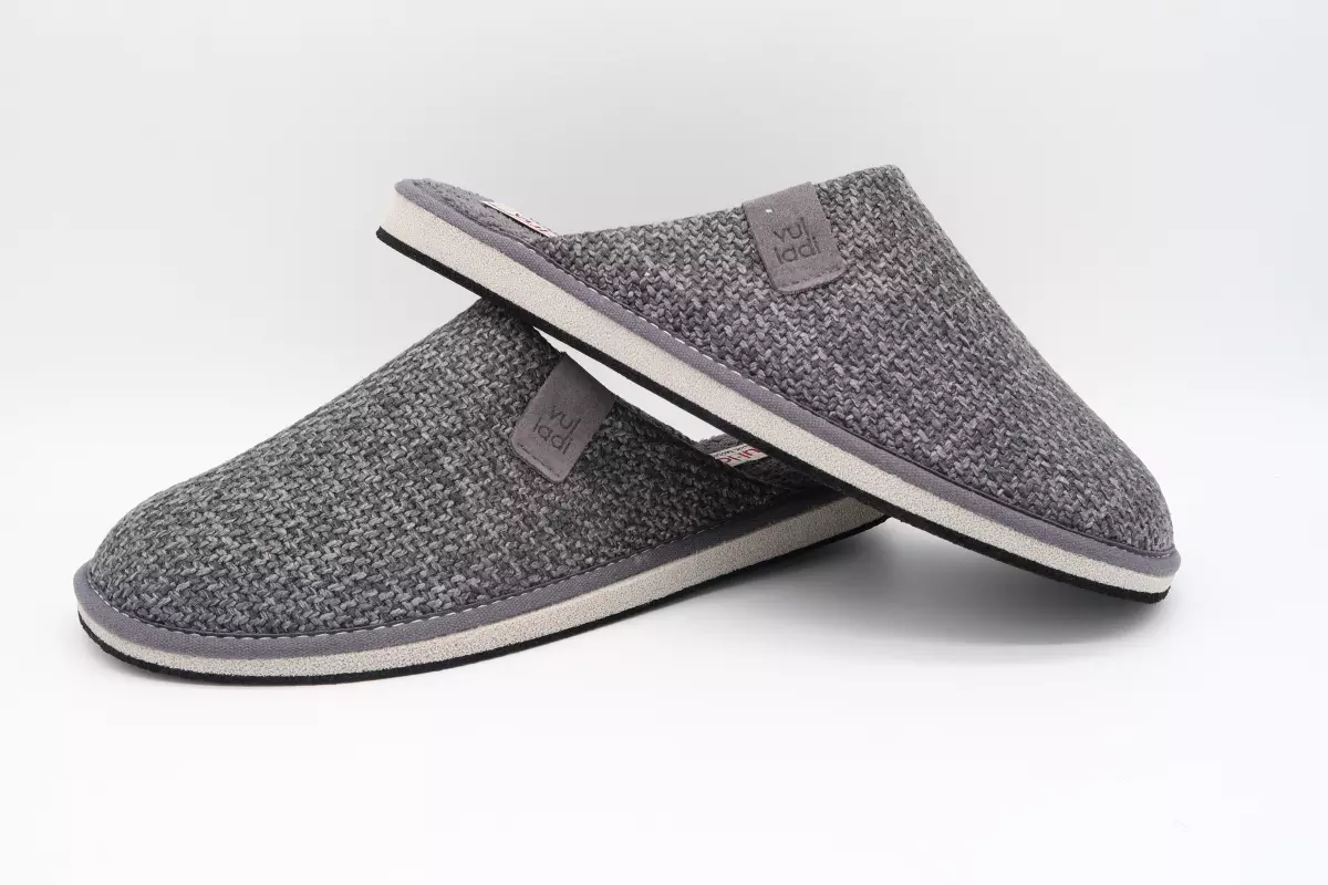 Zapatilla destalonada con suela ultraligera tejido 30 