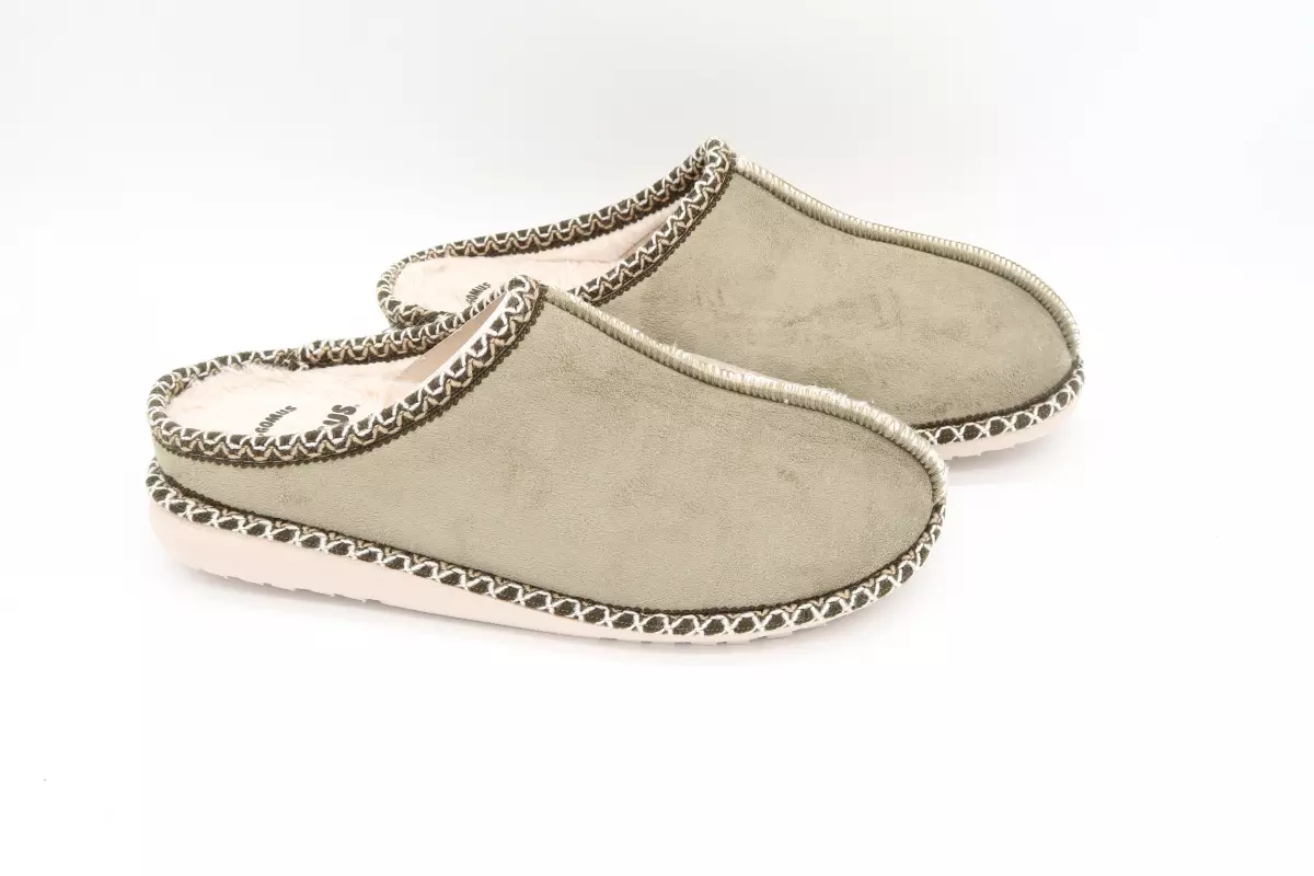 Zapatilla destalonada con suela ultraligera | 21 6919 kaki muro